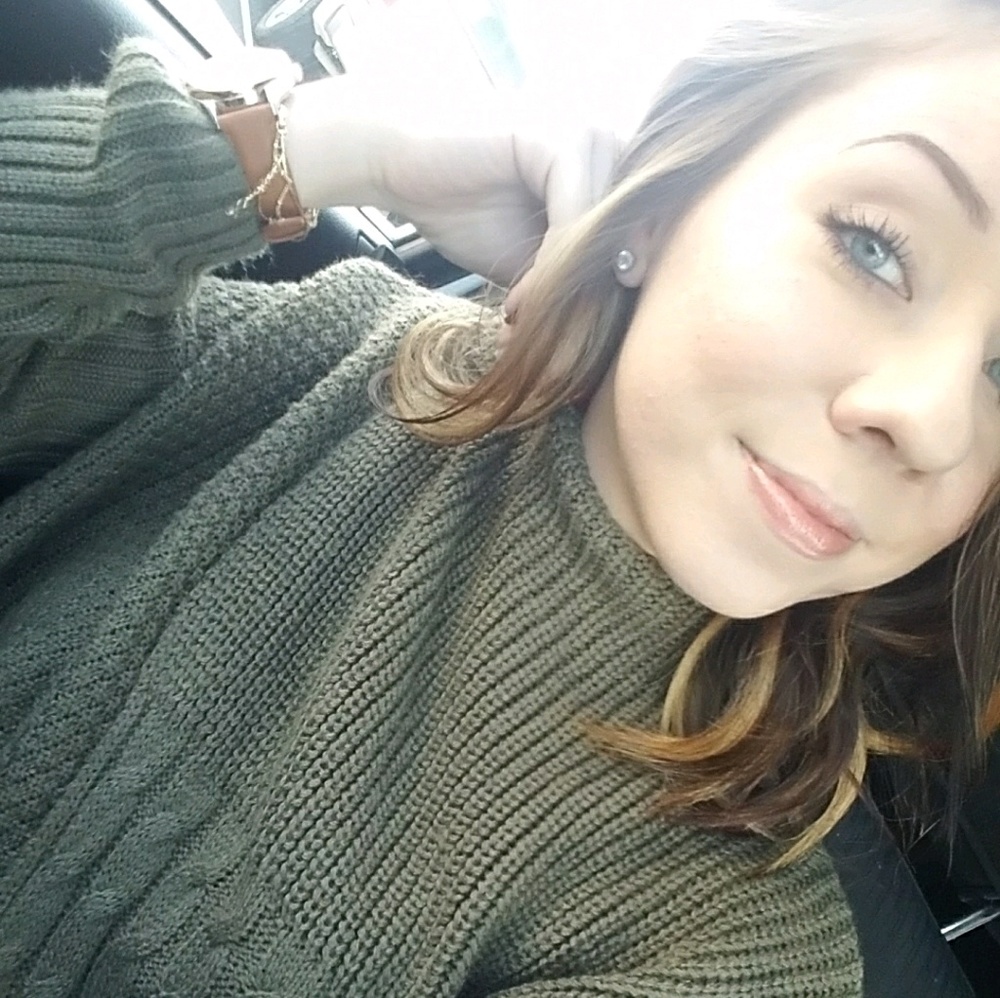 Meet your Posher, Ciara